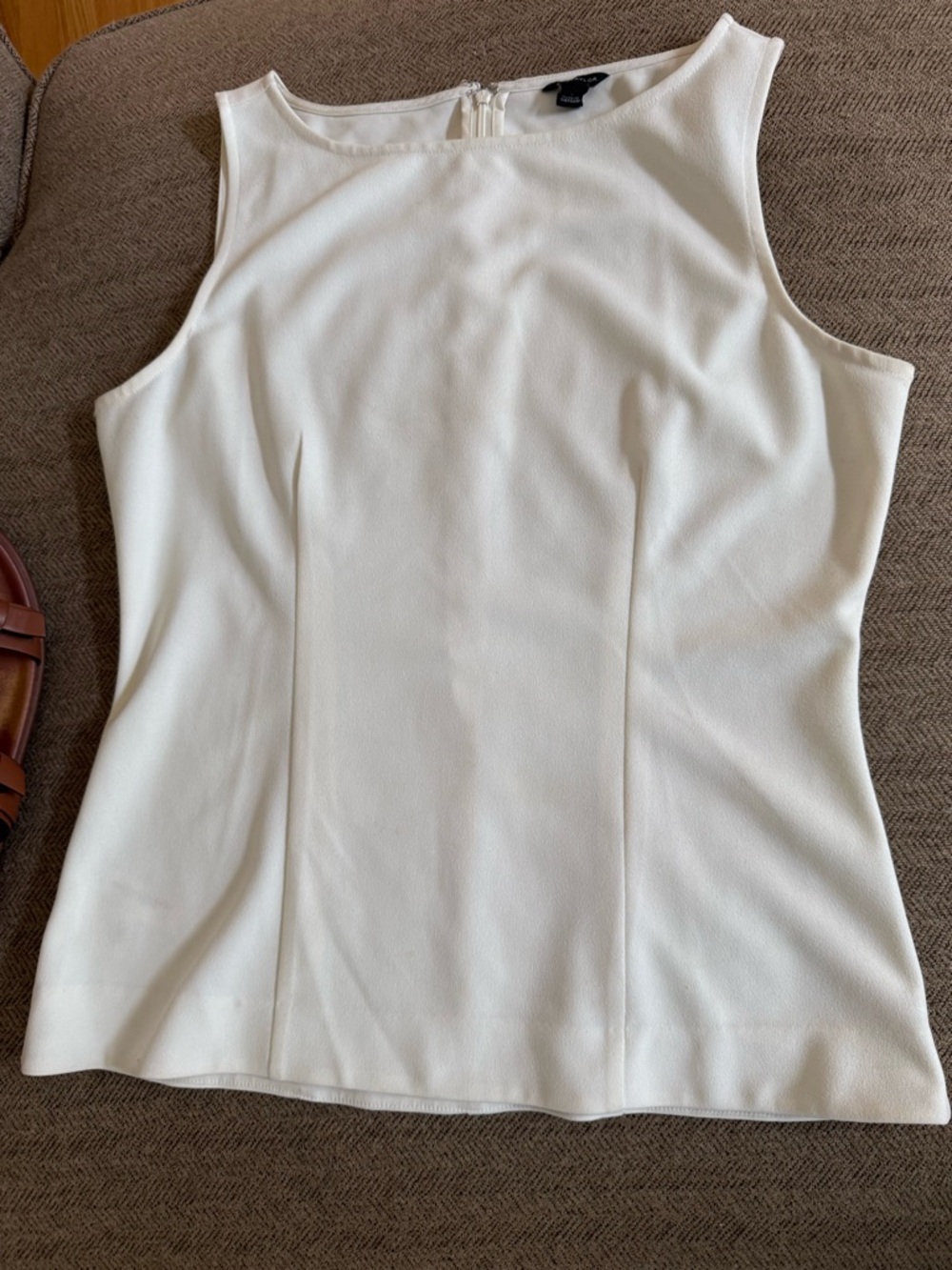 Ann Taylor White Sleeveless Shell Blouse - Picture 4 of 6